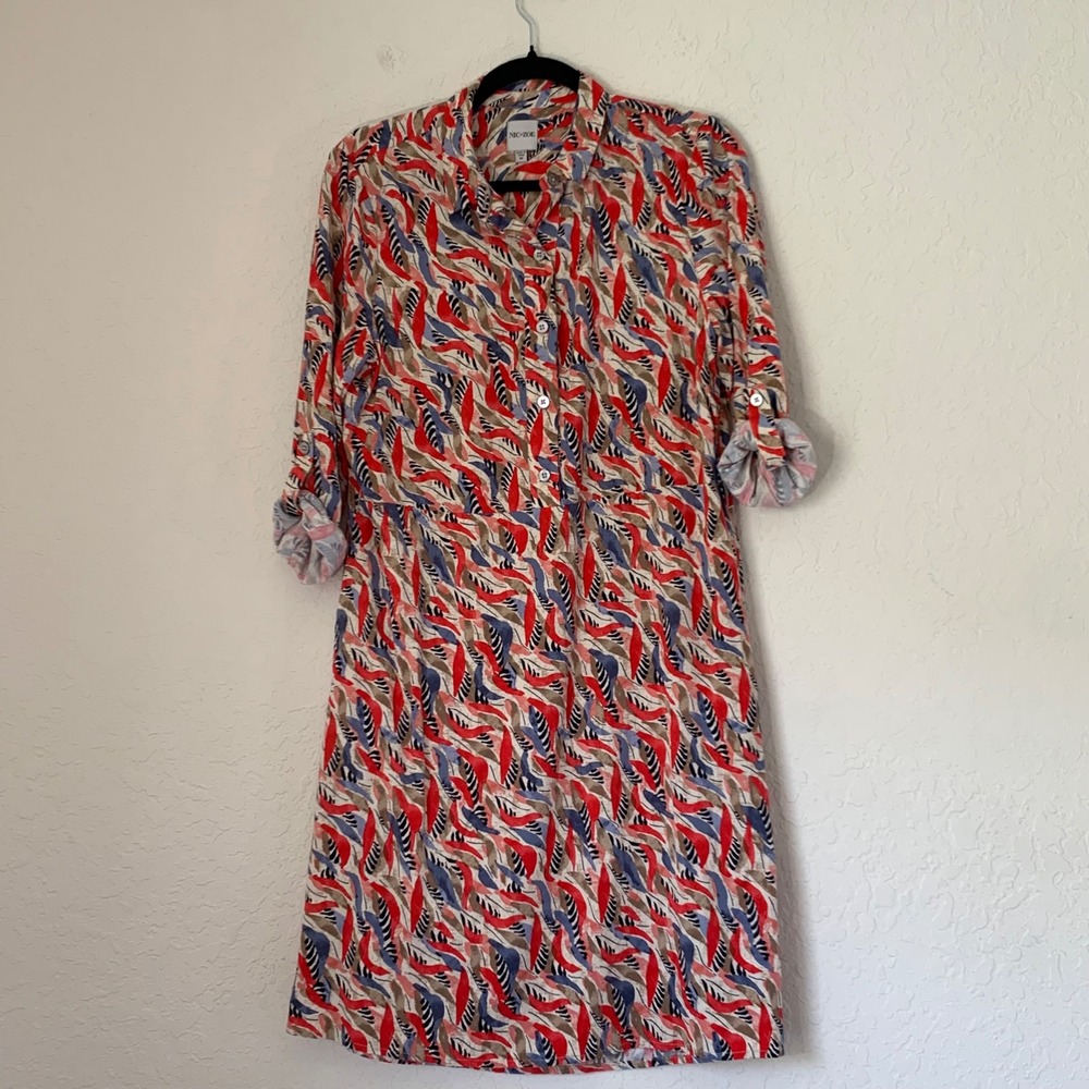 NIC+ZOE Shirt Dress Coral Waves‎ Women M Red Abstract Leaf Print Roll-Tab Office